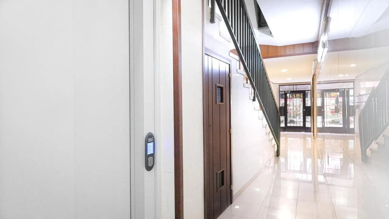 Bed&Bcn Sant Andreu Apartment Barcelona